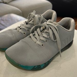 Used women’s NOBULL shoes